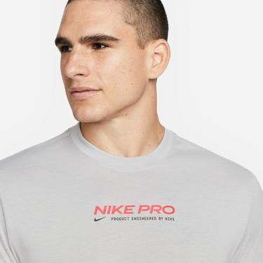  Nike Dri-FIT Pro Erkek Gri T-Shirt