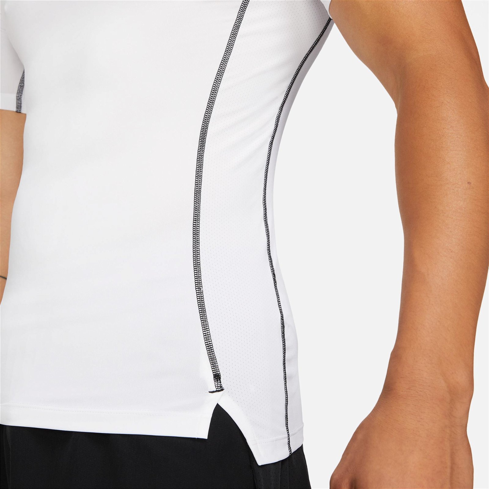 Nike Pro Dri-FIT Top Erkek Beyaz T-Shirt