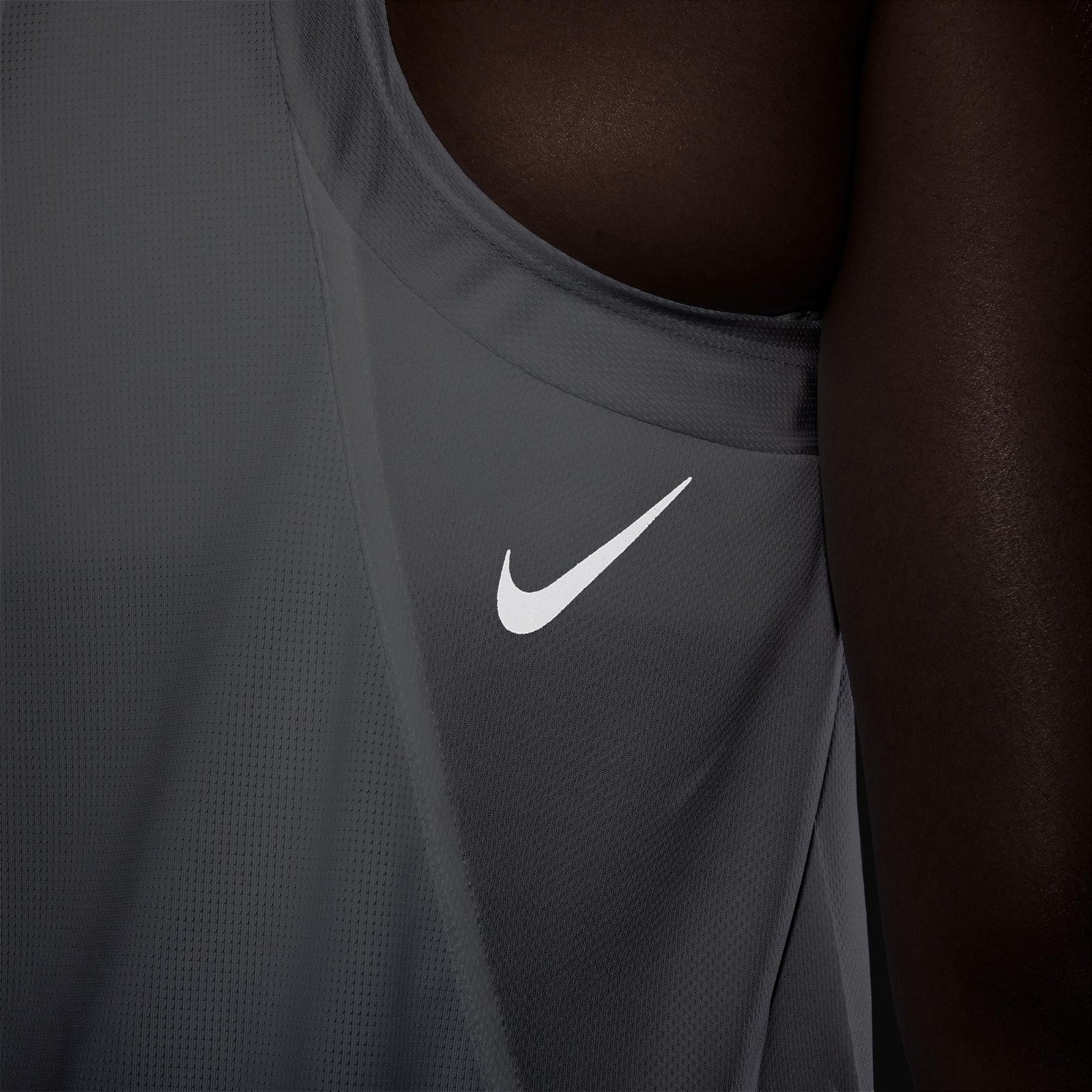 Nike Dri-FIT Race Singlet Kadın Beyaz Kolsuz T-Shirt