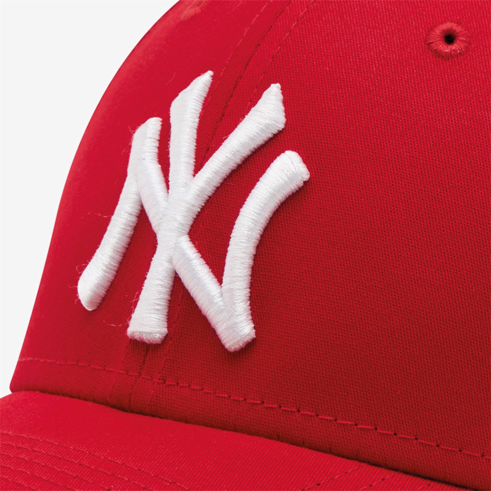 New Era New York Yankees Essential 39THIRTY Unisex Kırmızı Şapka