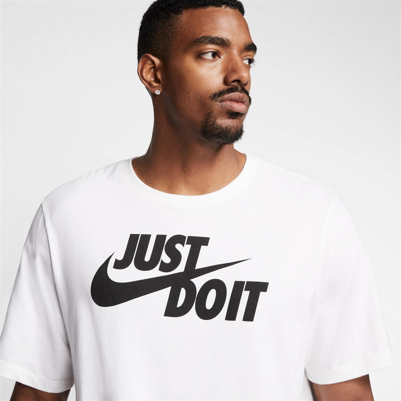 Nike Sportswear Just Do It Swoosh Erkek Beyaz T-Shirt