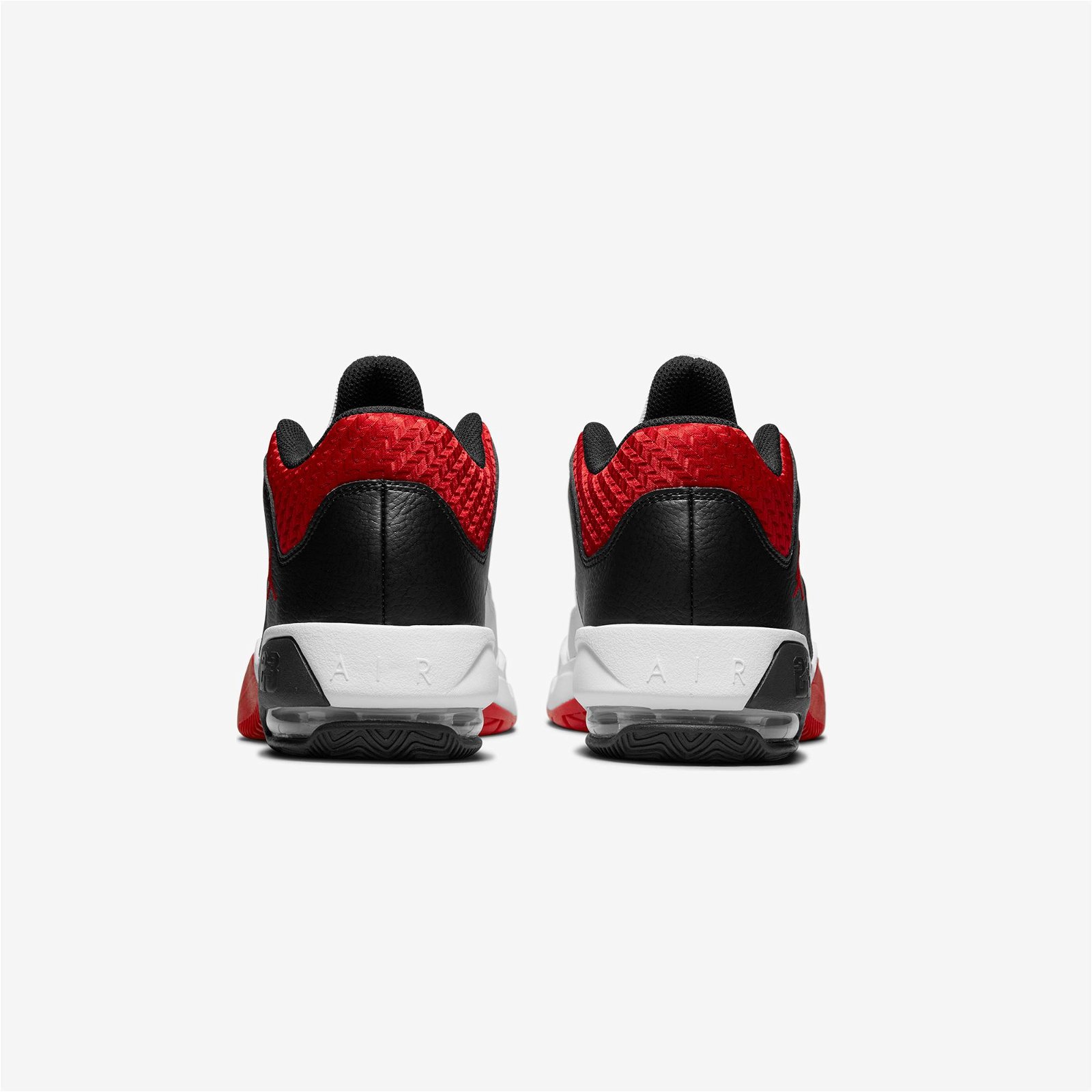 Jordan Max Aura 3 Beyaz-Kırmızı Spor Ayakkabı