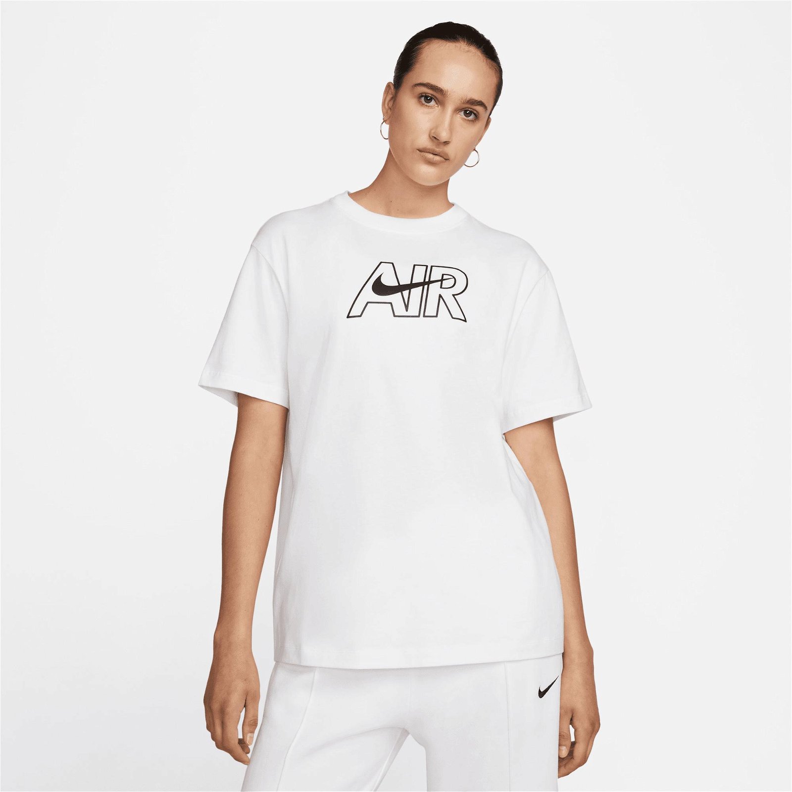 Nike Sportswear Brief Air Kadın Beyaz T-Shirt