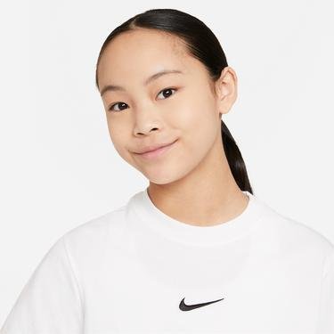  Nike Sportswear Essential Ss Boxy Çocuk Beyaz T-Shirt