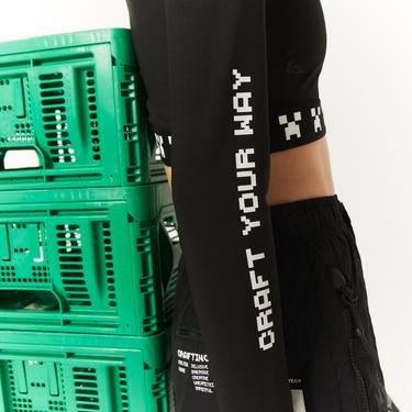  Lacoste X Minecraft Kadın Slim Fit Uzun Kollu Bisiklet Yaka Baskılı Siyah T-Shirt