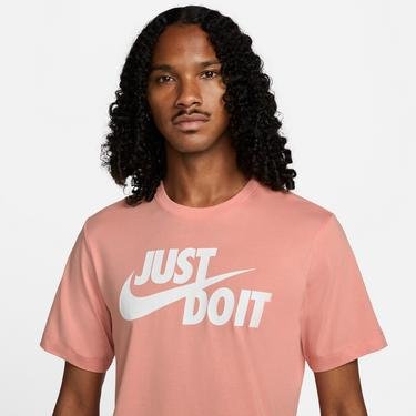  Nike Sportswear Just Do it Swoosh Erkek Pembe T-Shirt