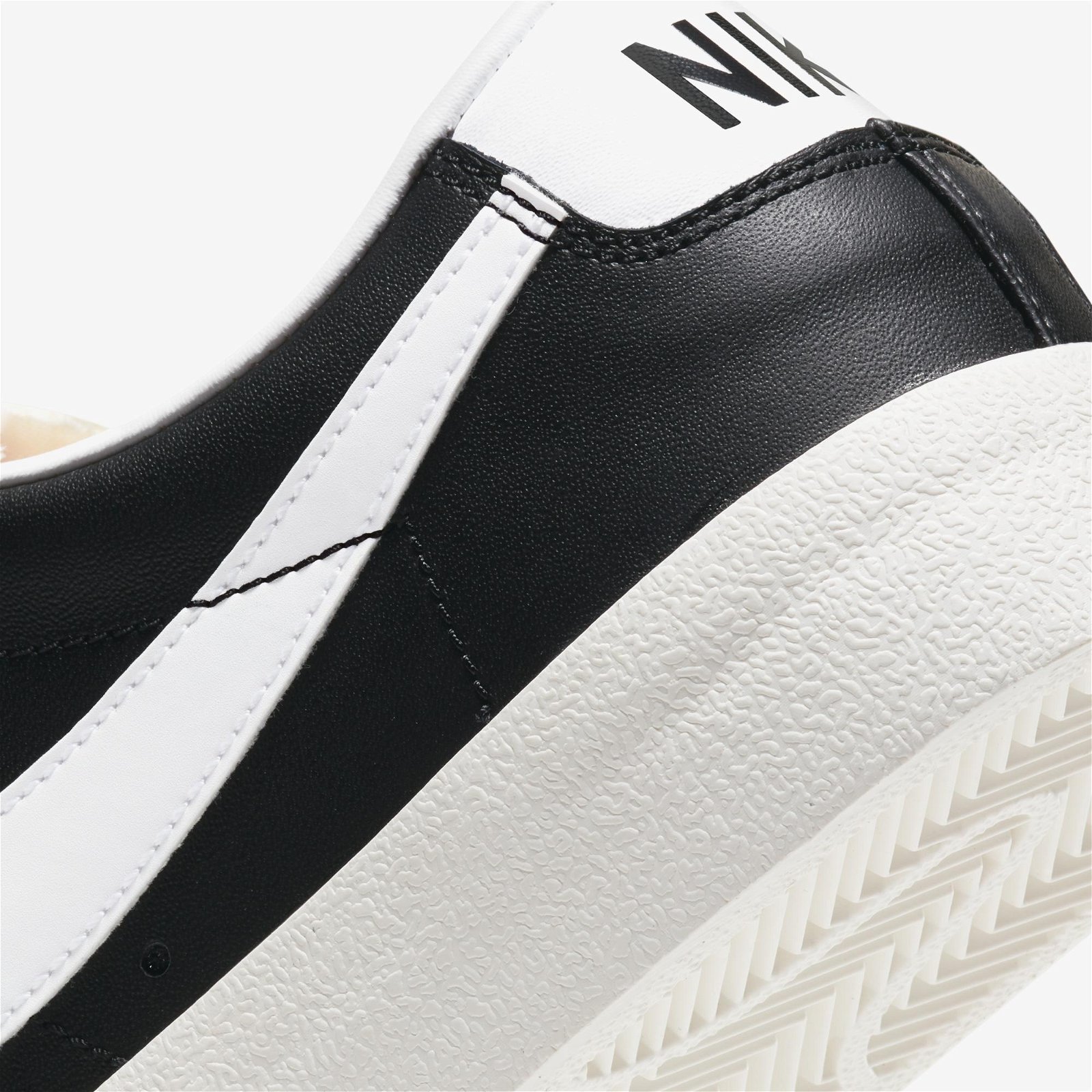 Nike Blazer Low 77 Vintage Erkek Siyah Spor Ayakkabı