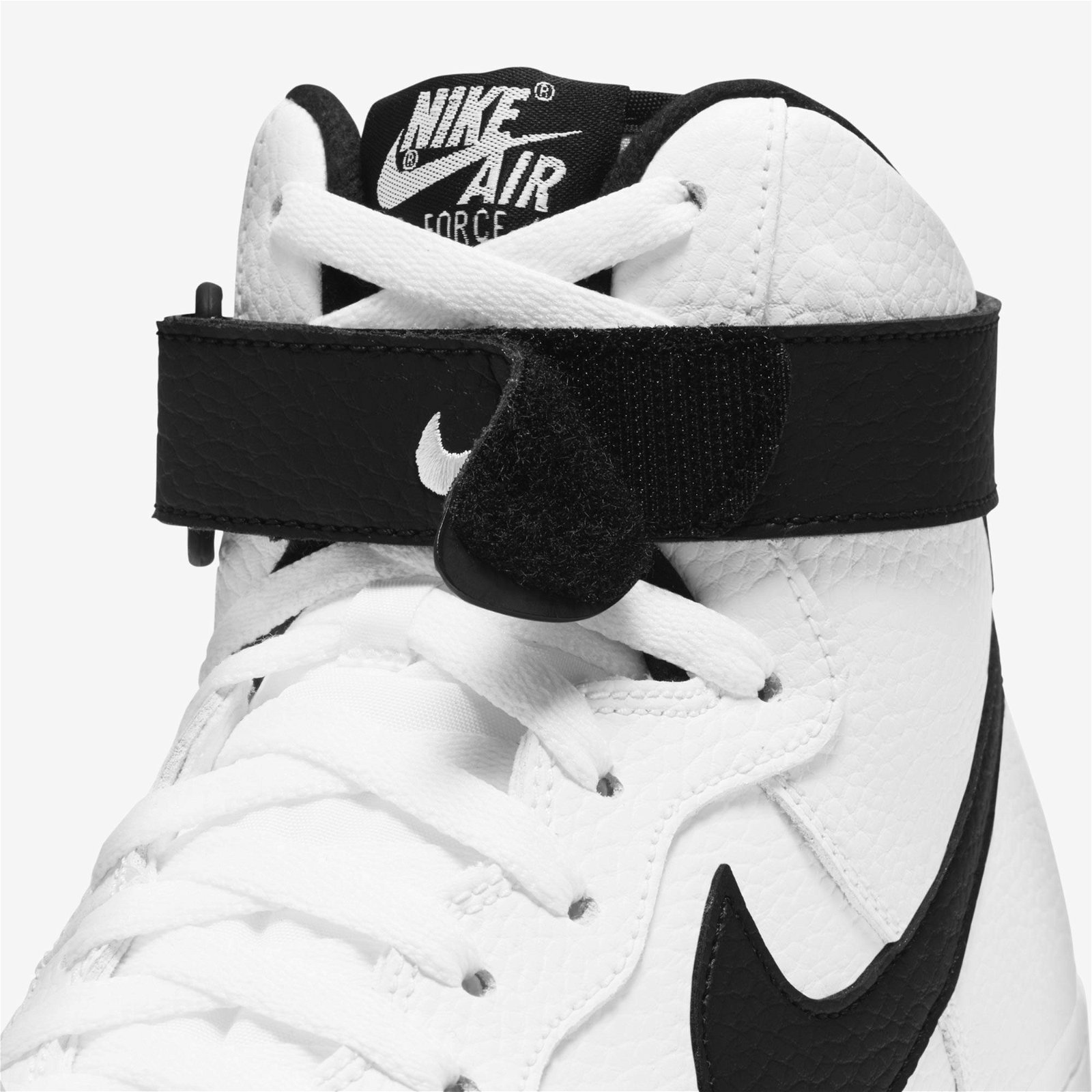 Nike Air Force 1 High '07 Erkek Beyaz Spor Kramponlu Ayakkabı