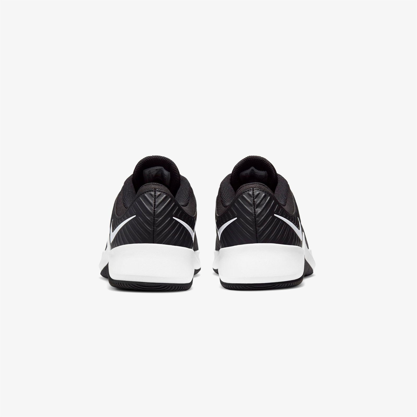 Nike Mc Trainer Erkek Siyah Spor Ayakkabı