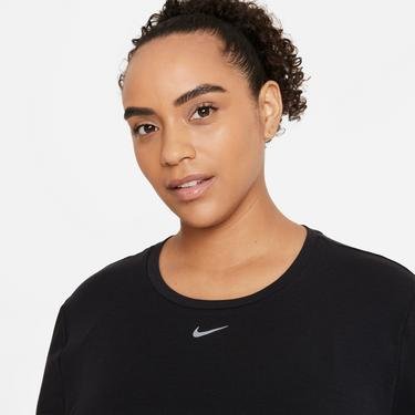  Nike One Luxe Dri-FIT Kadın Siyah T-Shirt