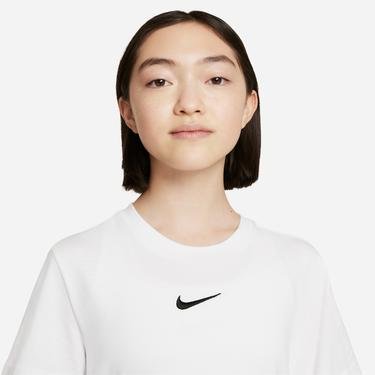  Nike Sportswear Essential Bf Çocuk Beyaz T-Shirt