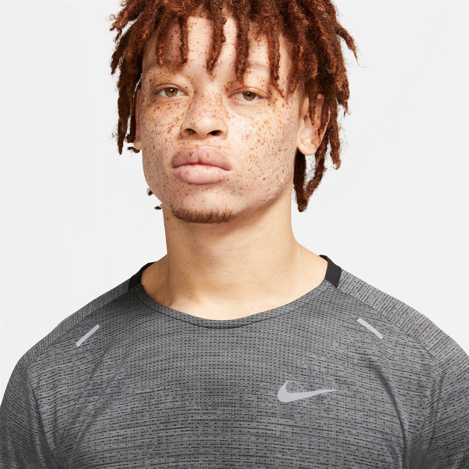 Nike Dri-FIT Adventage Techknit Ultra Erkek Siyah T-Shirt
