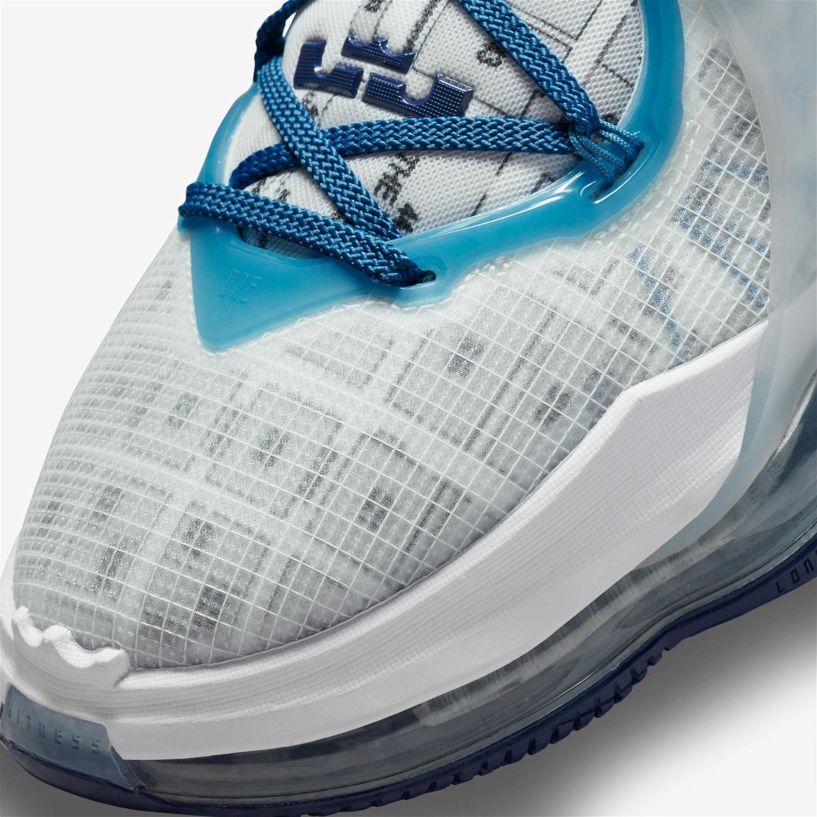 Nike Lebron Xix Erkek Beyaz Spor Ayakkabı