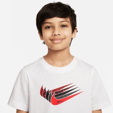  Nike Sportswear Core Brandmark 3 Çocuk Beyaz T-Shirt