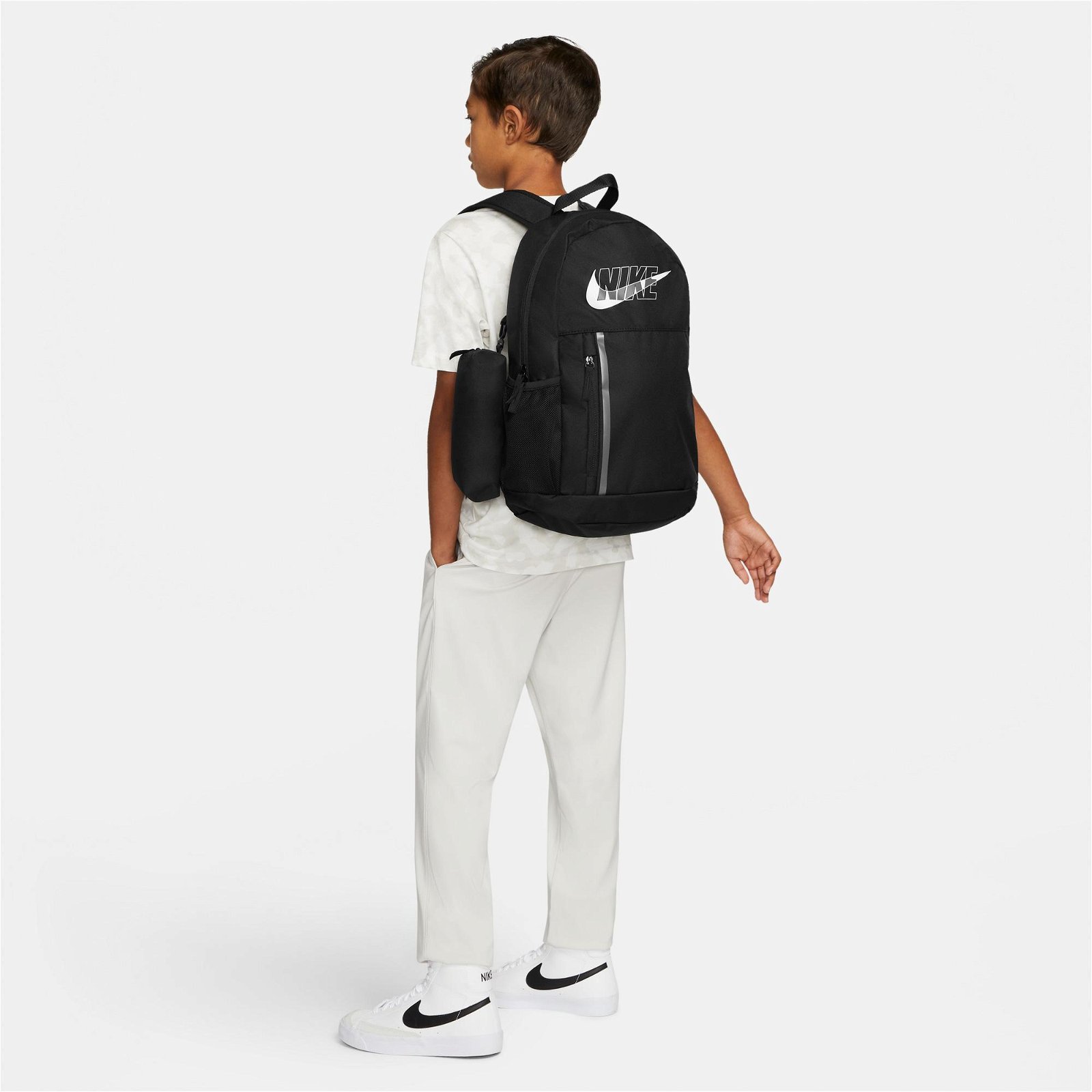 Nike Elemental -Gfx Su22 Çocuk Siyah Sırt Çantası