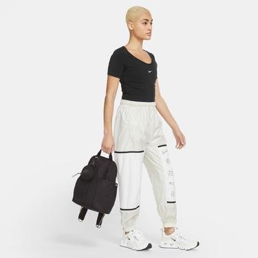  Nike Sportswear Futura Luxe Mini Kadın Siyah Sırt Çantası