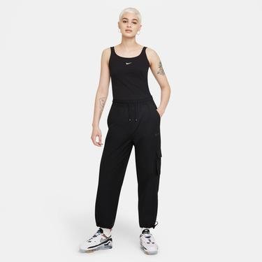  Nike Sportswear Essential Cami Tank Kadın Siyah Kolsuz T-Shirt