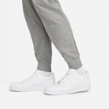  Nike Sportswear Club Jogger Erkek Gri Eşofman Altı