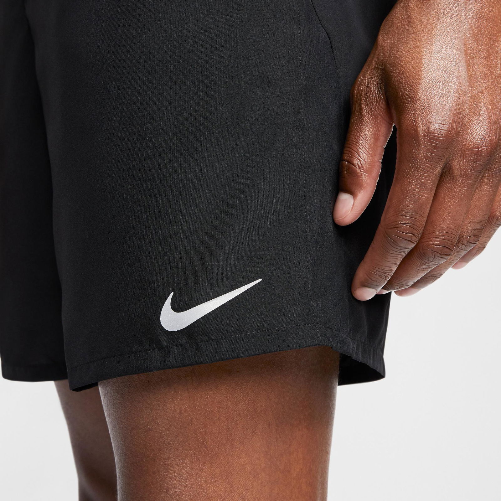 Nike Dri-Fit Run 7Bf Erkek Siyah Şort