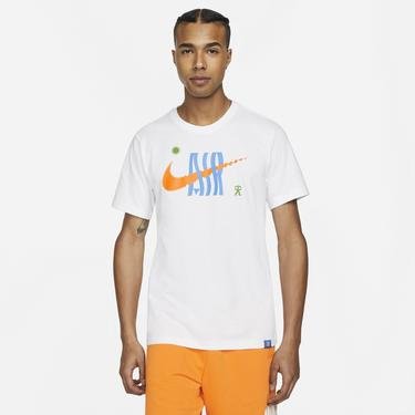  Nike Sportswear DNA Erkek Beyaz T-shirt