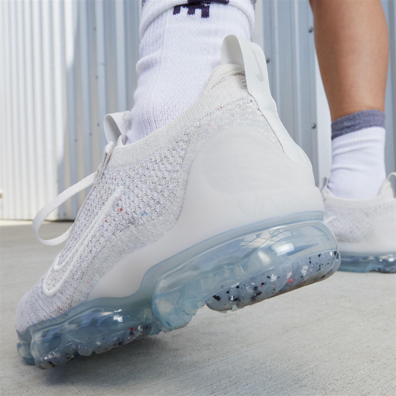 Nike Air Vapormax 2021 Fk Kadın Beyaz Spor Ayakkabı