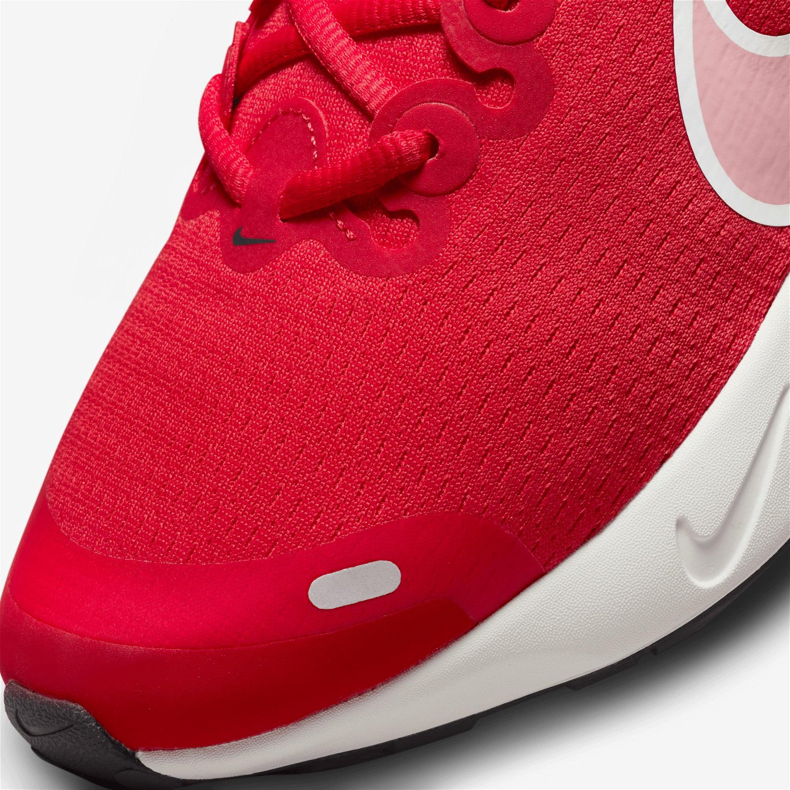 Nike Renew Run 3 Kadın Kırmızı Spor Ayakkabı