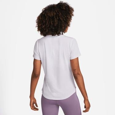  Nike One Luxe Dri-FIT Kadın Lila T-Shirt