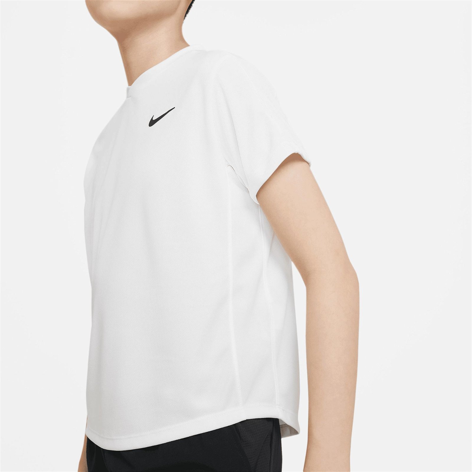 Nike Court Dri-FIT Victory Top Çocuk Beyaz T-Shirt