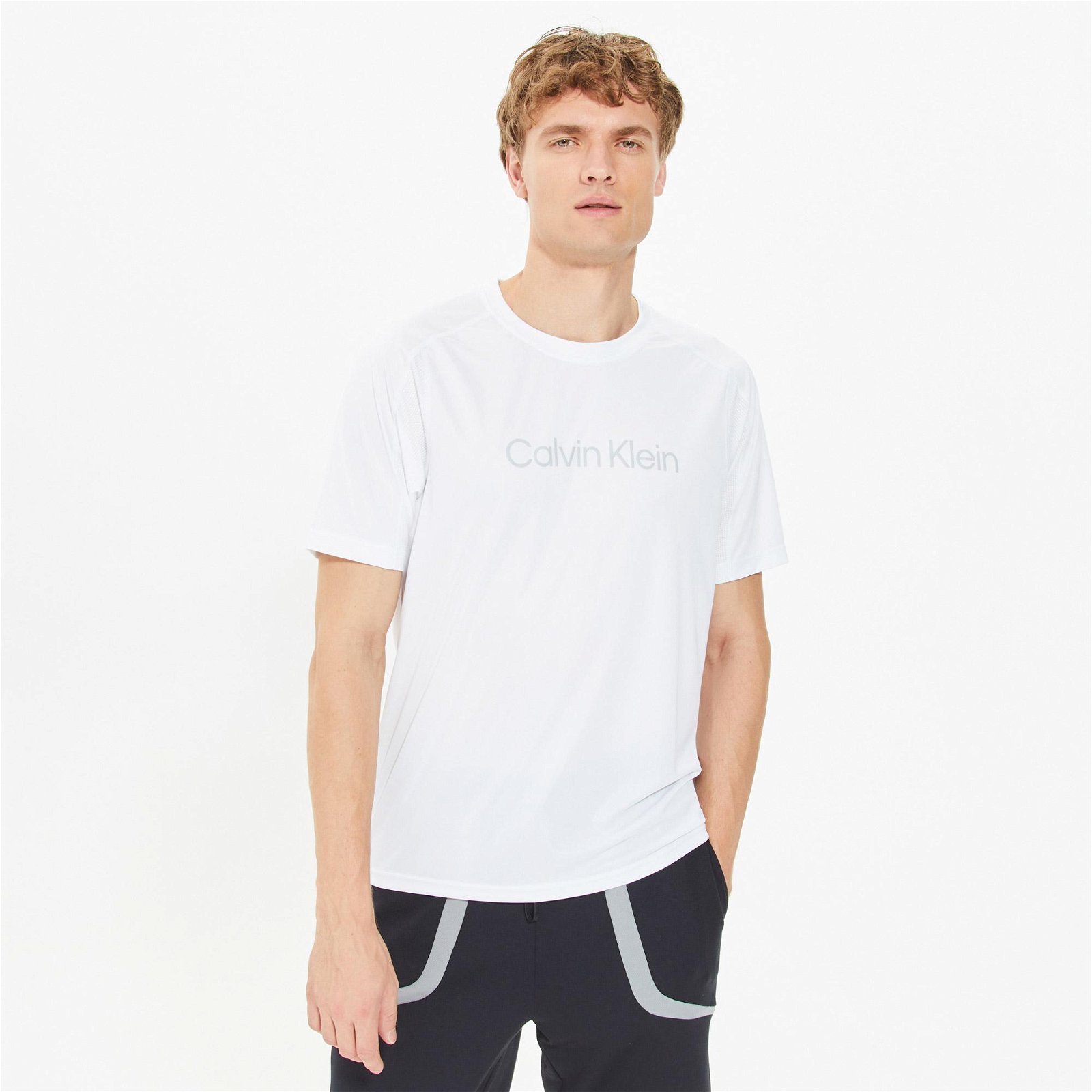 Calvin Klein Erkek Beyaz Bisiklet Yaka T-Shirt