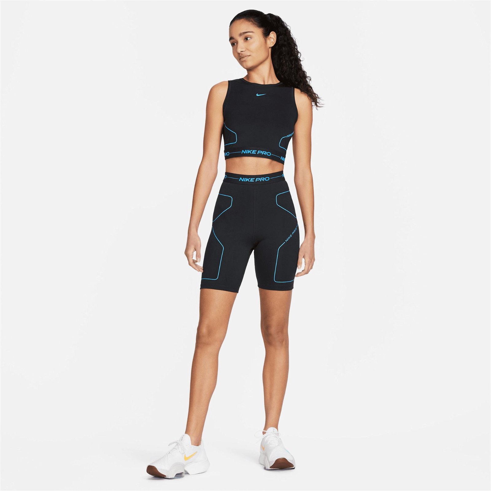 Nike Dri-Fit Novalty 7N Kadın Siyah Kısa Tayt