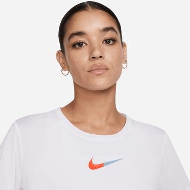  Nike Dri-Fit One Kadın Beyaz T-Shirt