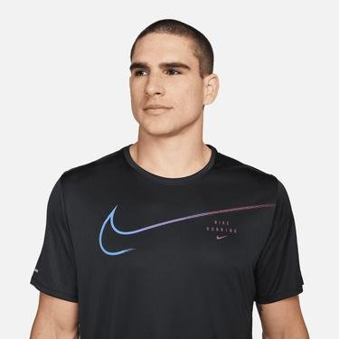  Nike Dri-FIT Run Miler Koşu Erkek Siyah T-Shirt