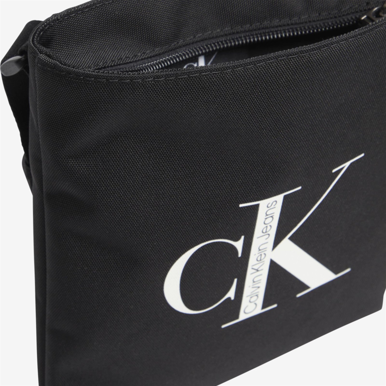 Calvin Klein Sport Essentials Reporter Erkek Siyah Omuz Çantası