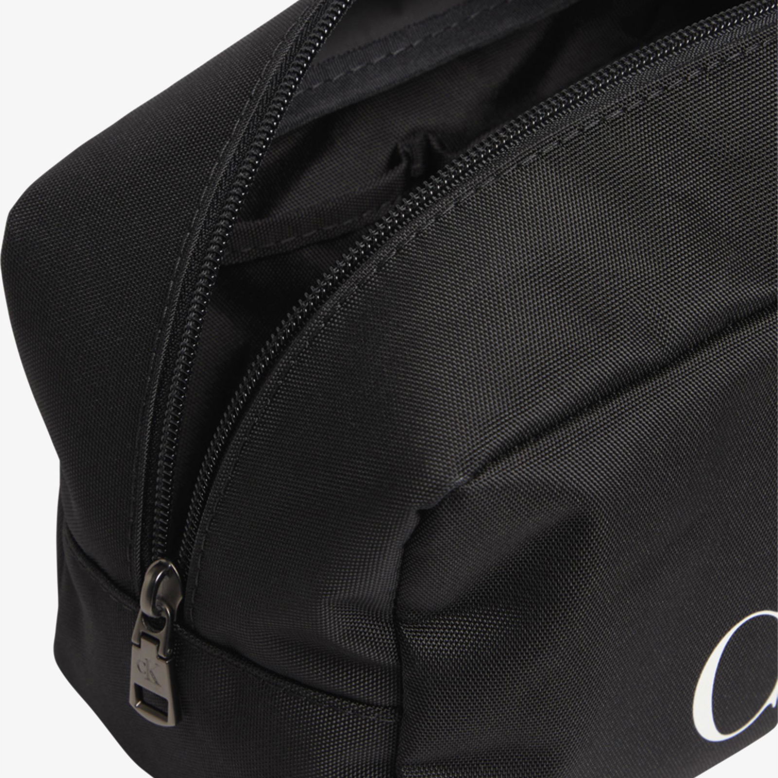 Calvin Klein Sport Essentials Washbag Unisex Siyah Makyaj Çantası