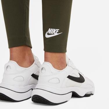  Nike Sportswear Essential Legasee Legging Zip Uu Kadın Yeşil Tayt