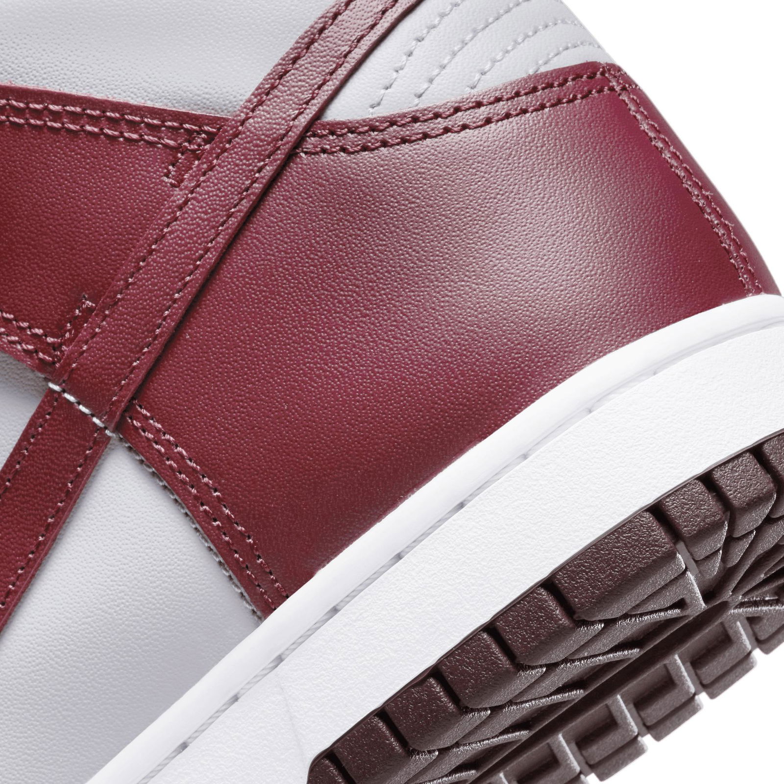 Nike Dunk High Retro Erkek Kırmızı Spor Ayakkabı