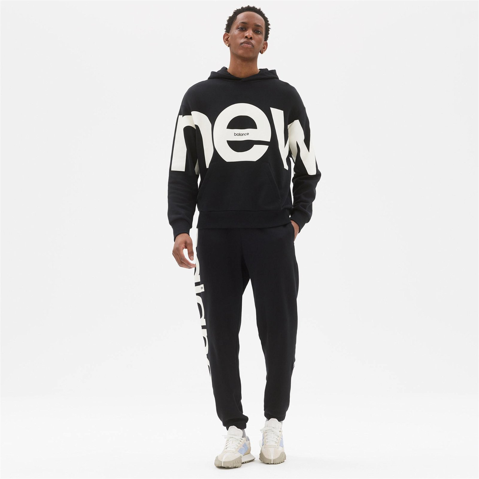 New Balance Out of Bounds Unisex Siyah Hoodie