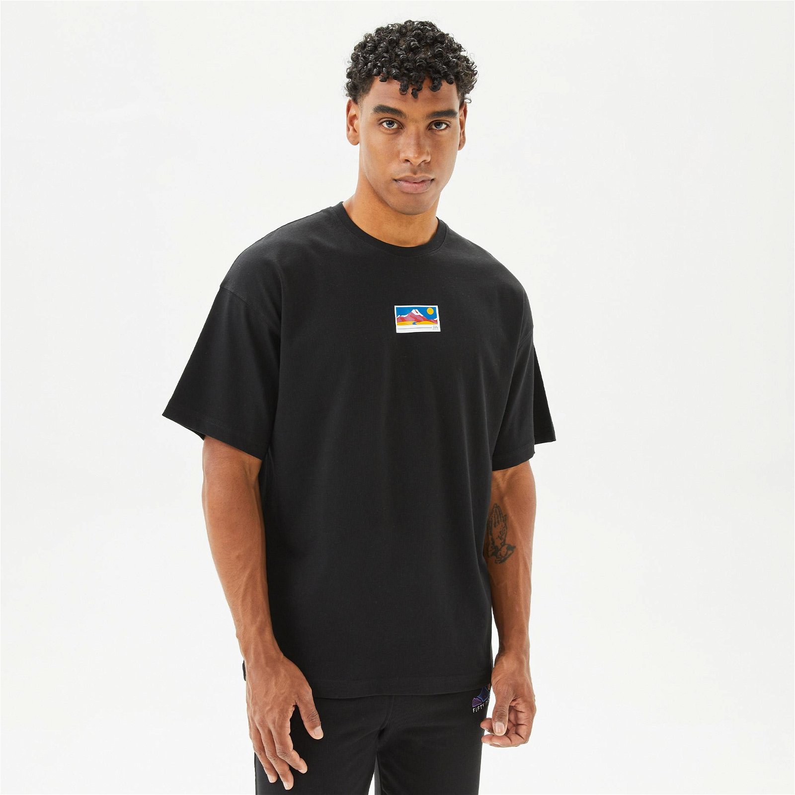 Fifty Pieces Erkek Siyah Düşük Omuzlu T-Shirt