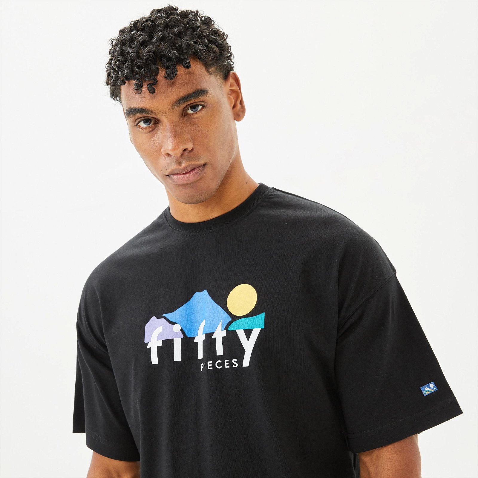 Fifty Pieces Erkek Siyah Düşük Omuzlu T-Shirt