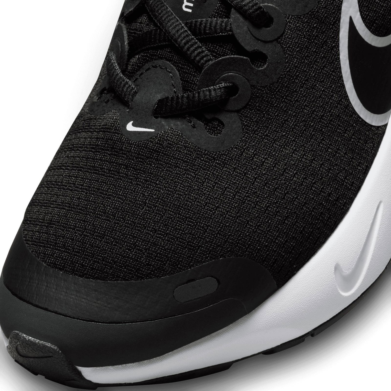 Nike Renew Run 3 Kadın Siyah Spor Ayakkabı