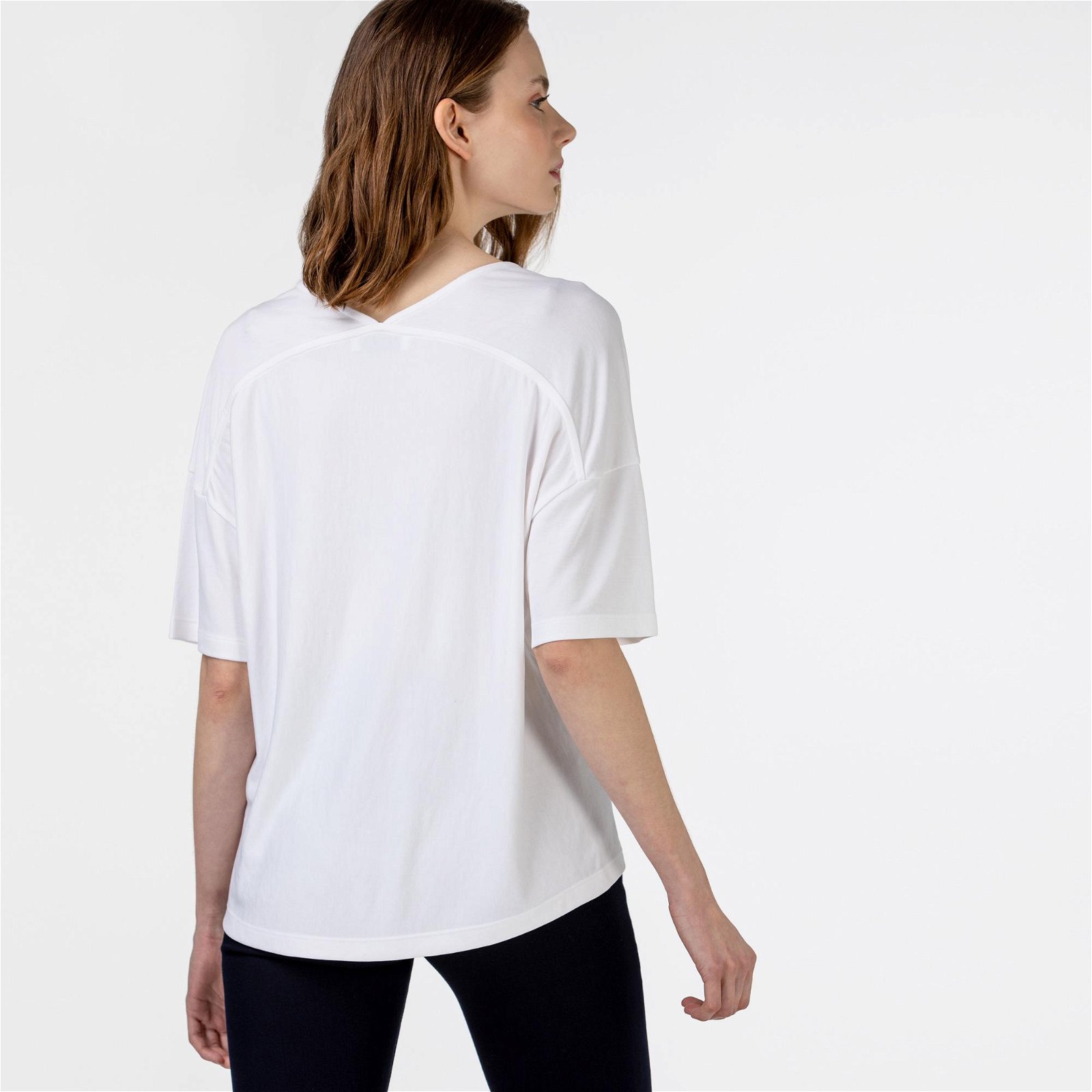 Lacoste Kadın Kısa Kollu V Yaka Beyaz Bluz