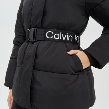  Calvin Klein Logo Belt Waisted Short Puffer Kadın Siyah Ceket