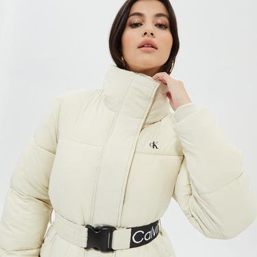  Calvin Klein Logo Belt Waisted Short Puffer Kadın Bej Ceket