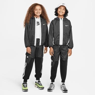  Nike Genç Siyah Eşofman Altı