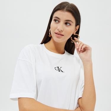  Calvin Klein Monologo Boyfriend Kadın Beyaz T-Shirt