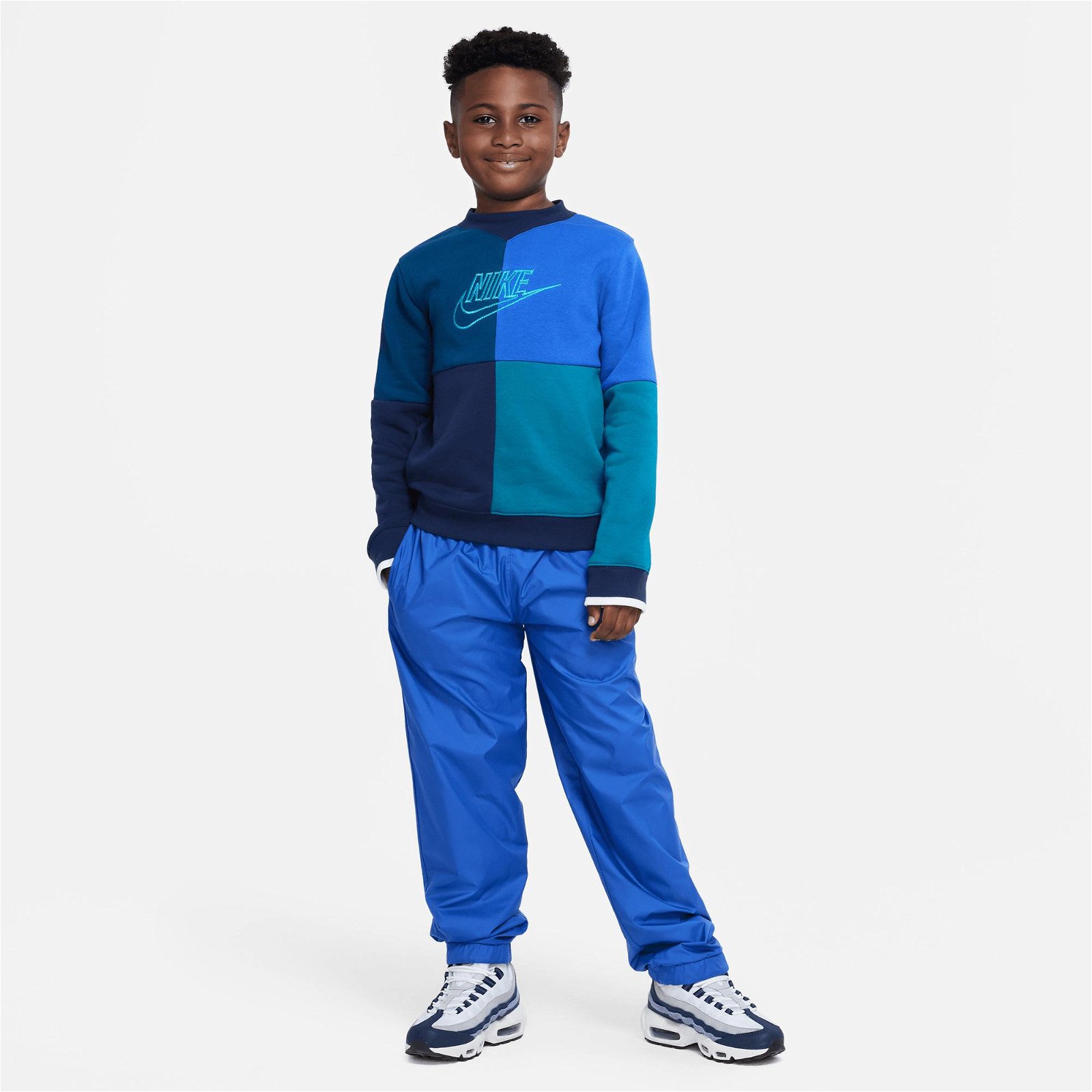 Nike Sportswear Amplify Crew Çocuk Lacivert Sweatshirt
