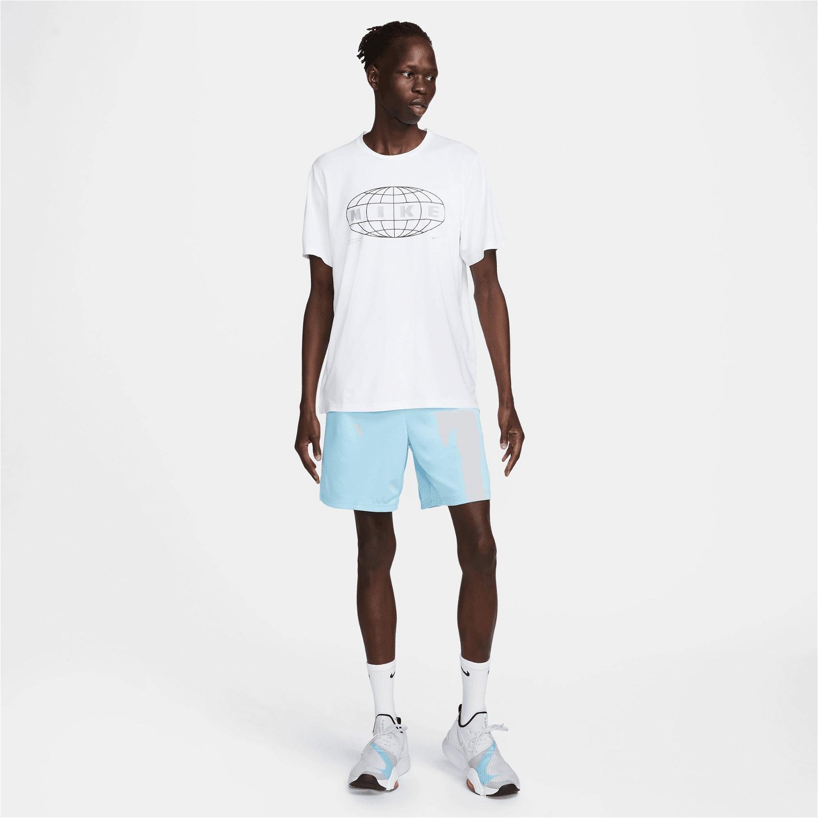 Nike Pro Dri-FIT Hpr Dry Top 1 Erkek Beyaz T-Shirt