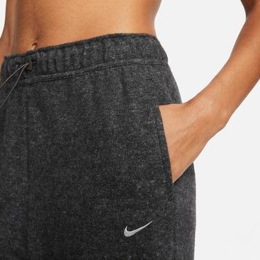  Nike Therma-FIT Hypntl Kadın Siyah Eşofman Altı