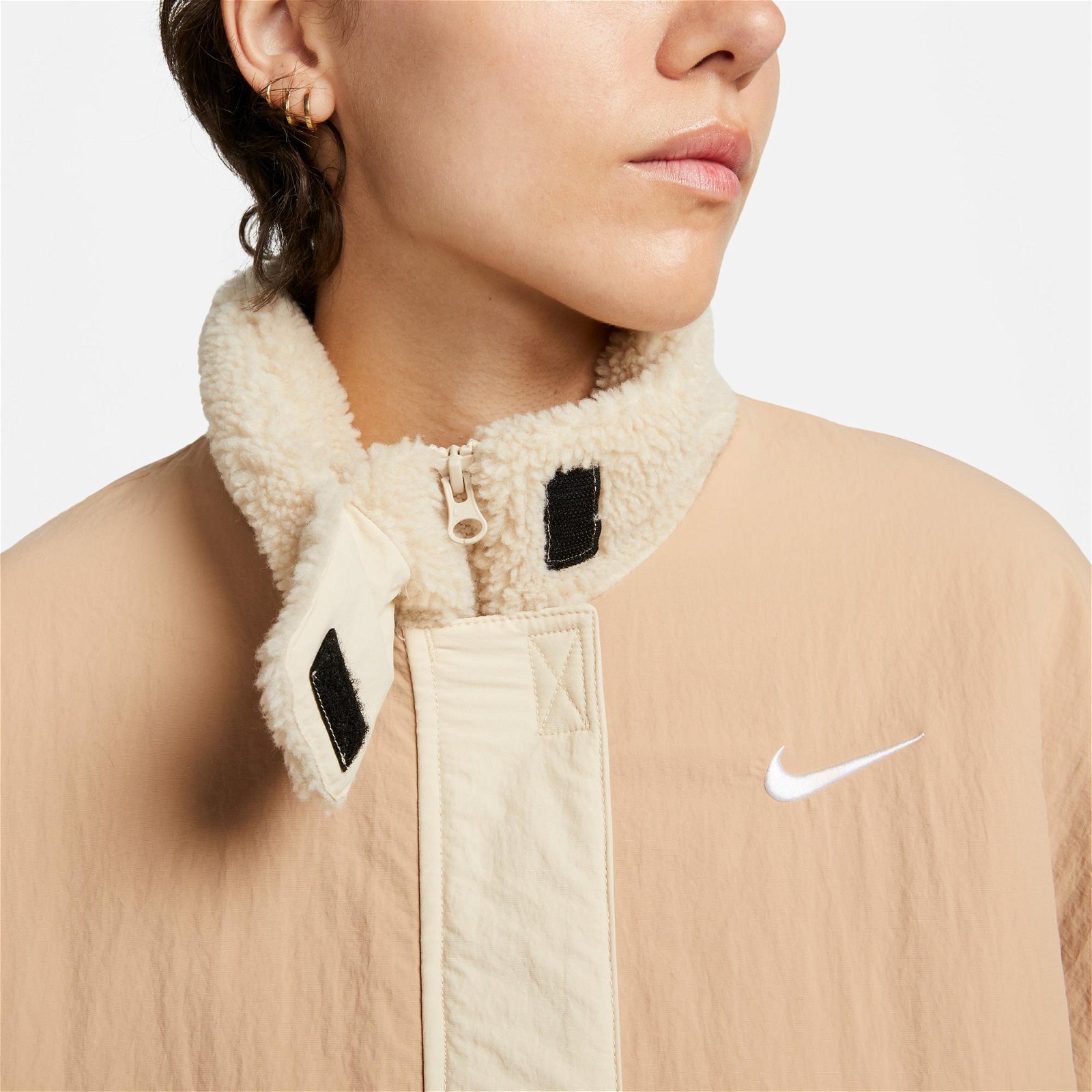 Nike Sportswear Essential Woven Sherpa Kadın Bej Ceket