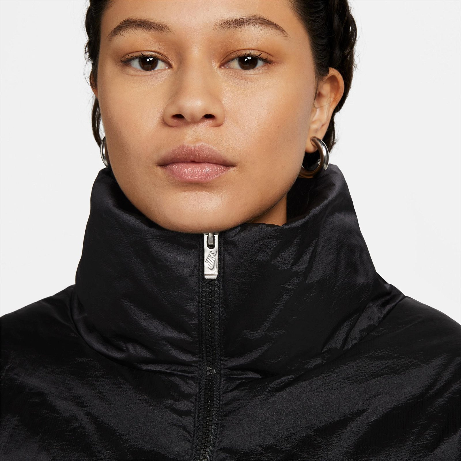 Nike Sportswear Therma-FIT Syntetic-Fill City Shine Kadın Siyah Ceket